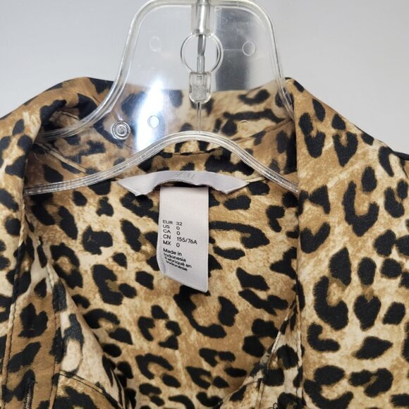 H&m Cheetah Button  Down Top - Picture 2 of 4